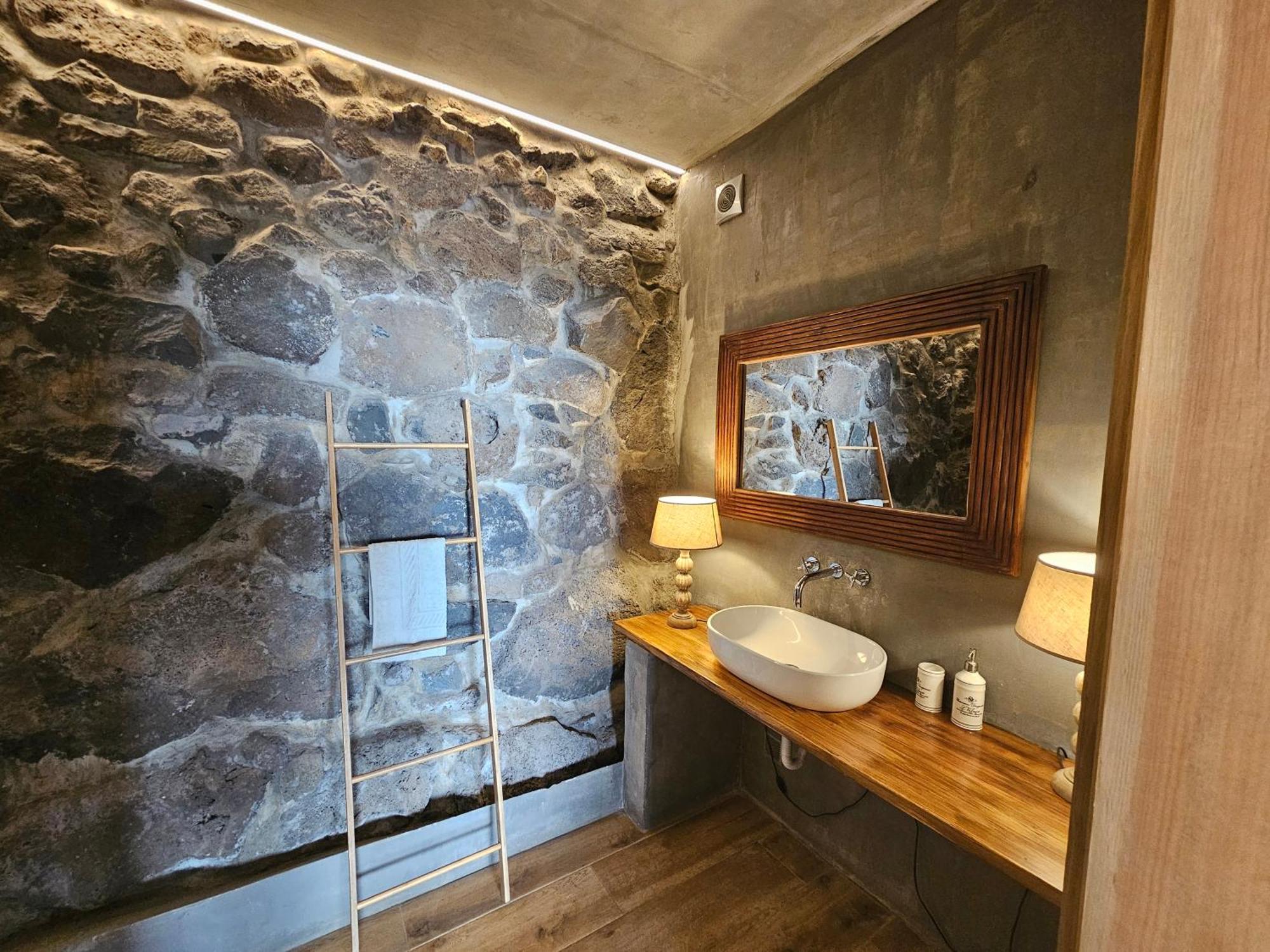 Les Terrasses Suites Calheta  Eksteriør bilde